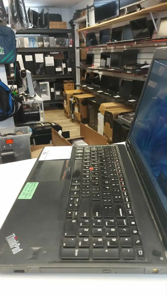 Lenovo ThinkPad E520 i5-2410M 8Go Ram SSD 120Go DVD 15.6po in Laptops in Longueuil / South Shore - Image 6