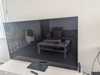 Samsung QLED 65", View more