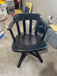 Free computer desk chair