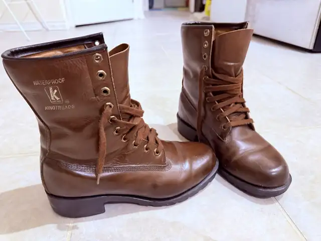 Kingtreads waterproof boots size: 8 in Men's Shoes in Markham / York Region - Image 2
