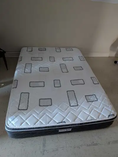 Double bed, Voir plus