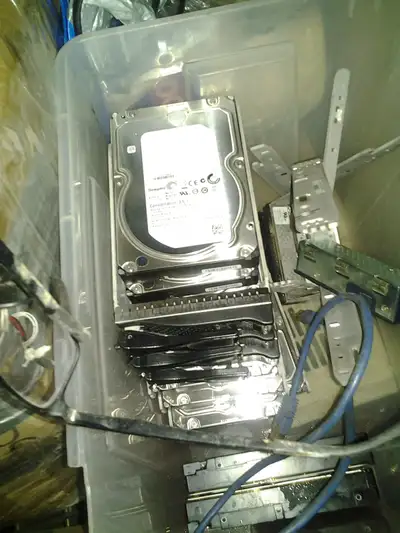 netapp e-x4022b-r6 drive caddys 200+ hp dell lenovo server drive, View more