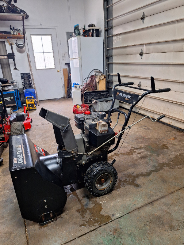 Murray select snowblower Lawnmowers & Leaf Blowers Ottawa Kijiji