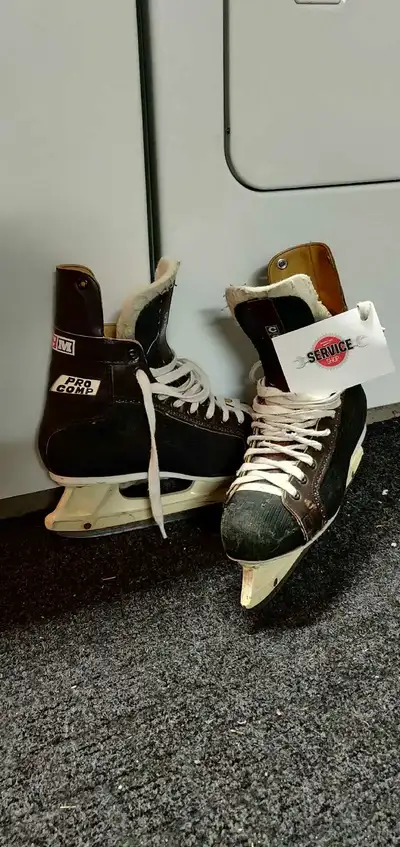 CCM ProComp Men's Skates (US 9), View more