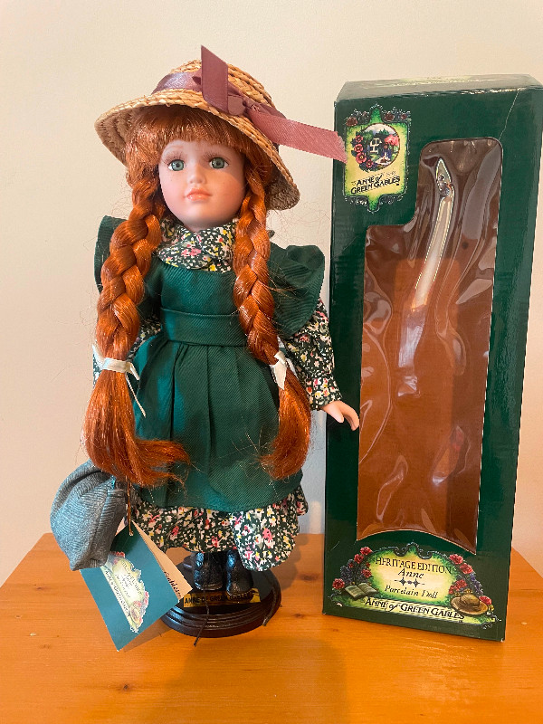 Anne of Green Cable Porcelain Doll NEW in Arts & Collectibles in Oakville / Halton Region - Image 3