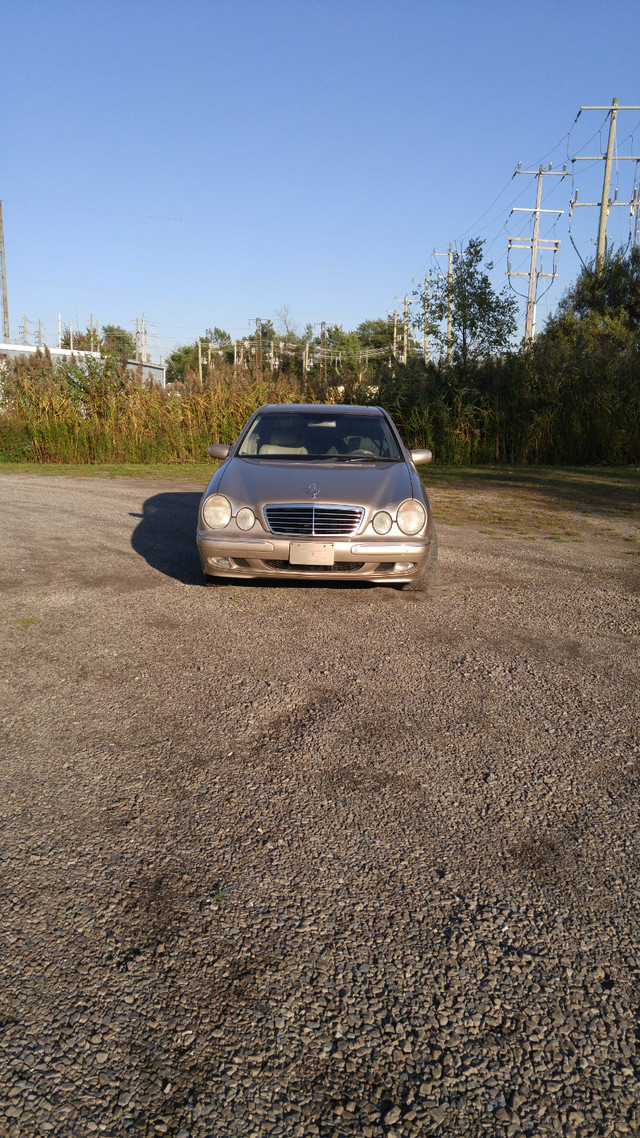 Classic 02 Mercedes E 430 RWD $3800 Driven Daily in Cars & Trucks in St. Catharines