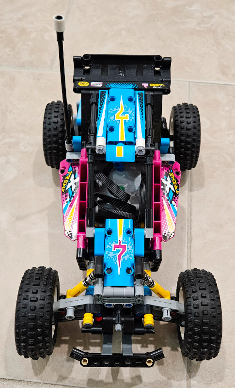 LEGO Technic 42124 Buggy tout-terrain/ Off-road Buggy dans Jouets et jeux  à Laval/Rive Nord - Image 4