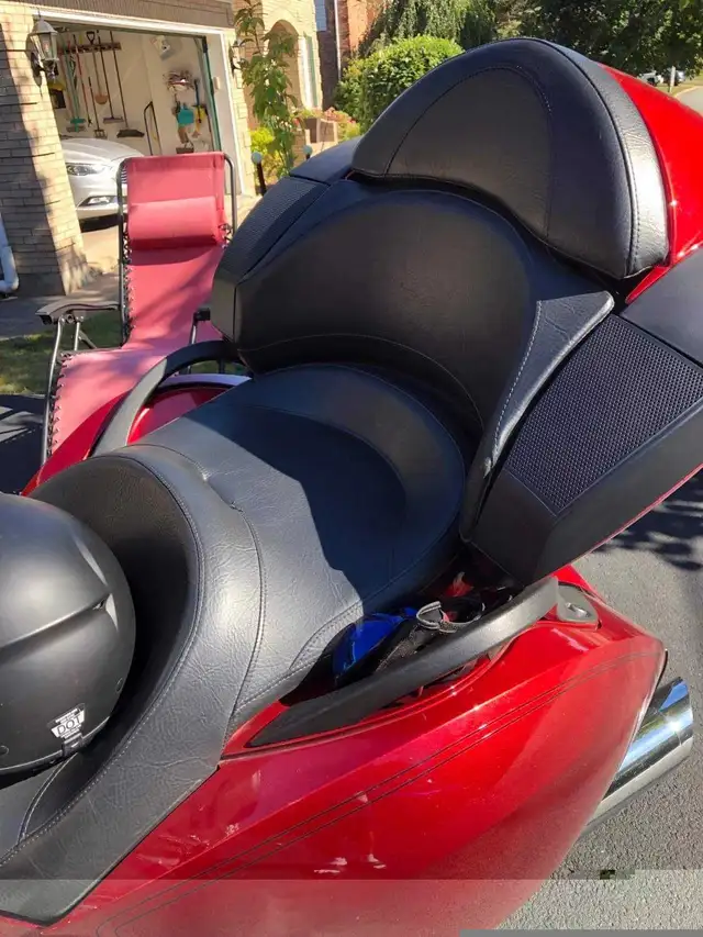 2015 Victory Vision Tour ABS in Other in Corner Brook - Image 7