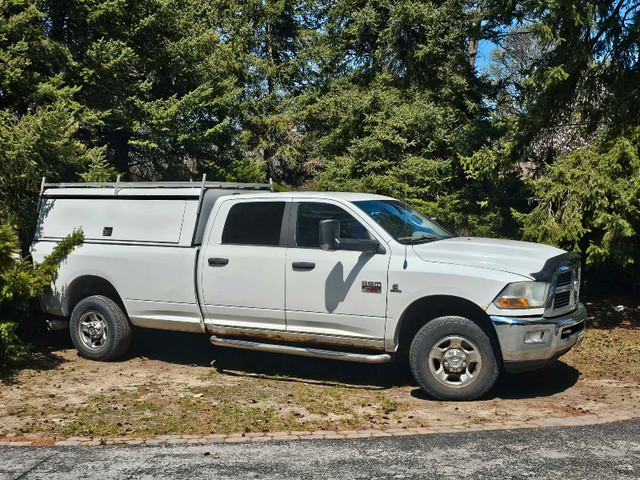 2011 RAM 3500 diesel 8 ft box in Cars & Trucks in Oakville / Halton Region - Image 2