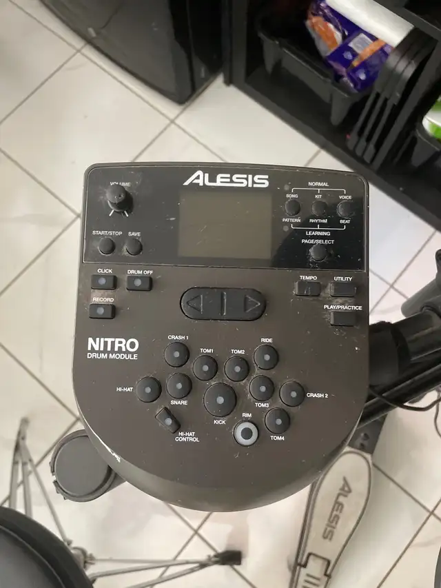 Electric Drum kit in Drums & Percussion in City of Toronto - Image 3