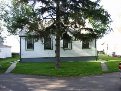 Lakefront home for rent