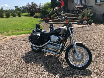 Selling our 1997 Harley Davidson 1200 Sportster. Very low km’s - 1705km. Always stored inside. Recen...