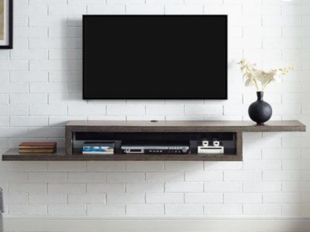TV Stand for TVs up to 70” in Video & TV Accessories in Oakville / Halton Region