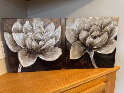Quality wall decor Purchased at Bombay & Co. 14" x 14" x 1 3/4" Lightweight, easy to hang or can sit...