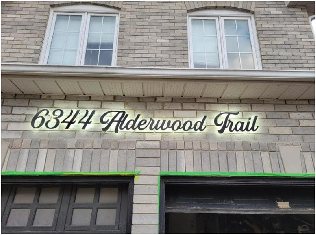 LED Script Number Home Address Cursive Custom Letter Light Sign in Outdoor Décor in City of Toronto - Image 2