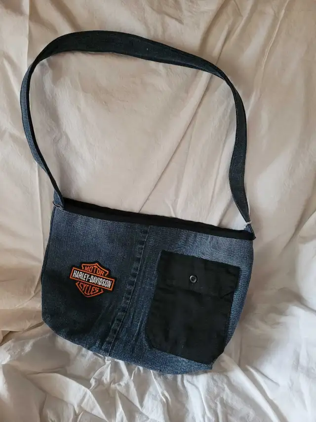 Harley Davidson Purse in Women's - Bags & Wallets in Sudbury - Image 2