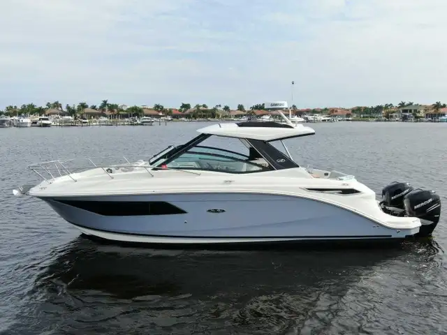 2021 to 2025 Searay Sundancers in Powerboats & Motorboats in City of Halifax - Image 2