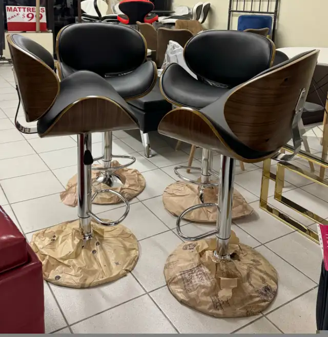 BRAND NEW DESIGNER BAR STOOL IN BENTWOOD AND FAUX LEATHER... in Chairs & Recliners in Oakville / Halton Region - Image 11