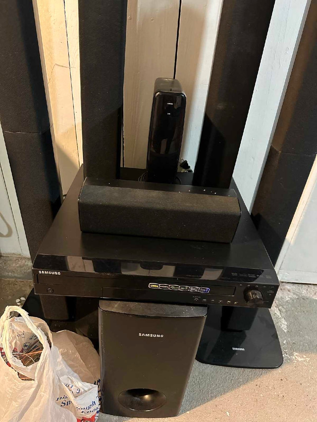 Samsung Home Theater System  in General Electronics in Brandon - Image 2