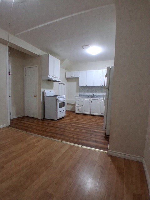 Cozy & All-Inclusive Downtown 1-Bed Apartment – $1,150/mo! 5