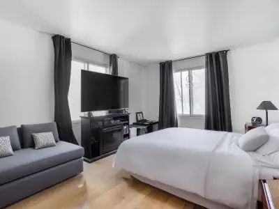 2-Bedroom Apartment for Rent in the Heart of Laval!