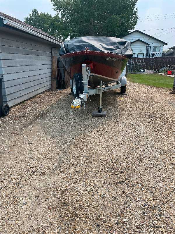 2022 kingfisher 1875 falcon jet boat. Powerboats & Motorboats