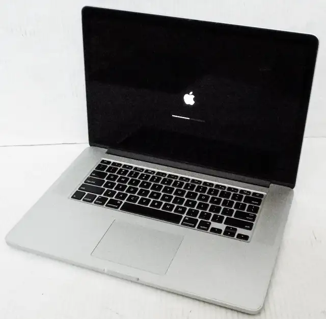 Apple Macbook Pro A1398 15-inch Mid-2012 Retina Intel Core i7 in Laptops in Markham / York Region - Image 7