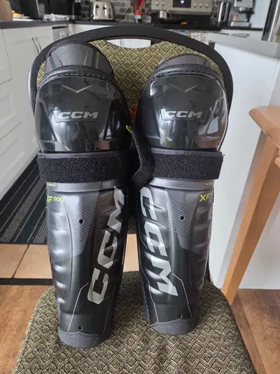 15' CCM XF PRO hockey shin pads, View more