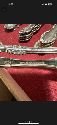 WM Rogers and R Wallace silverware 