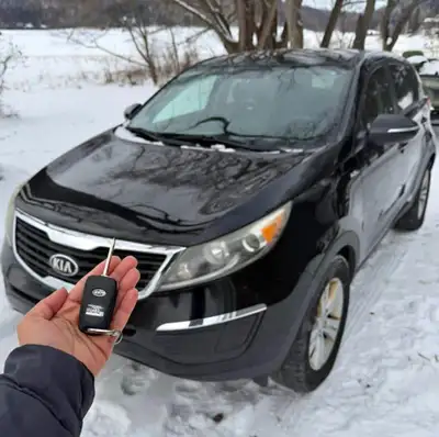 Selling my 2013kiashortage LX ( Black). Direct from Wisconsin