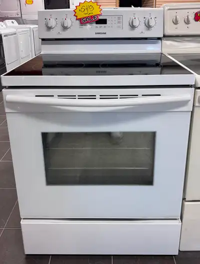 Samsung 30" Electric Range (White), View more