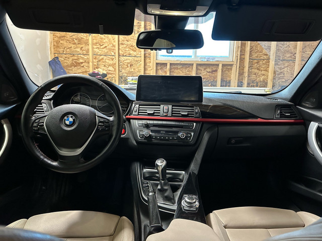 2012 BMW 335i Manual  in Cars & Trucks in Calgary - Image 3