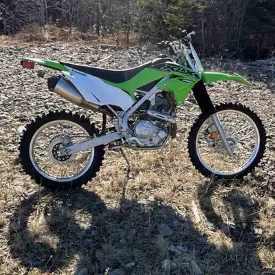 2021 Kawasaki 230R, only owner. Bought it brand new in 2022 barely driven maybe 50km on it. Never be...