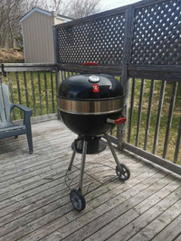 Charcoal kattle grill barbecue