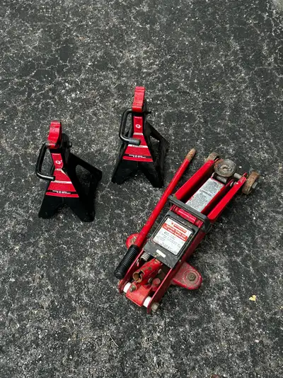 Red 1 - 1/2 Tons Floor Car Jack and 2 Jack Stands Price is Firm