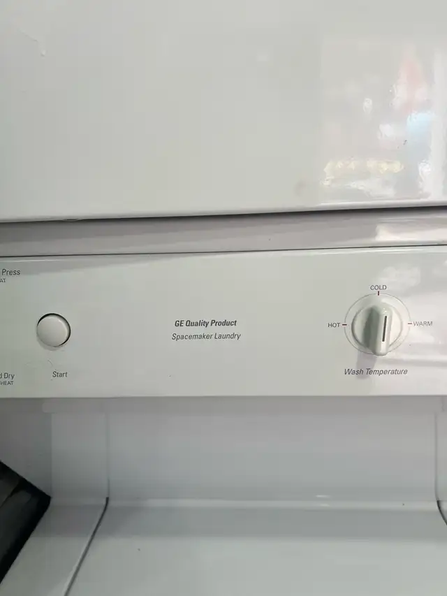 white 27 inch w stack 2 in 1 washer electric dryer set  in Washers & Dryers in Mississauga / Peel Region - Image 4