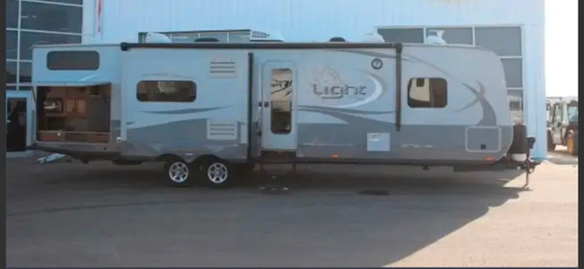 Highland Open Range Light 308BHS in Travel Trailers & Campers in Strathcona County