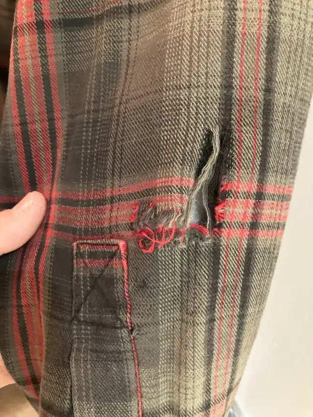 Chemise doublée en Sherpa pour homme in Men's in Victoriaville - Image 6