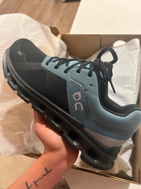On Cloud Men's Cloudrunner Waterproof Running Shoes