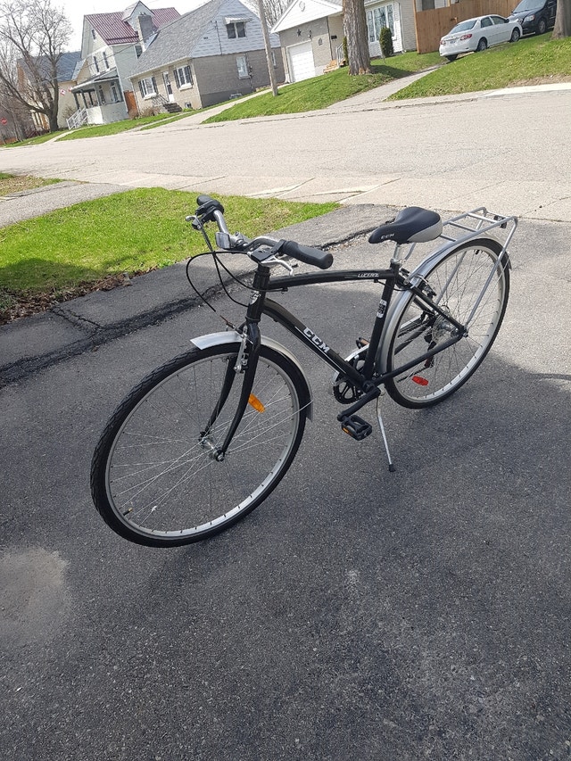 CCM Lucerne Men's Comfort Bike Cruiser, Commuter & Hybrid