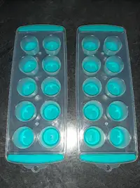 Pop-Out Ice Cube Tray Circular