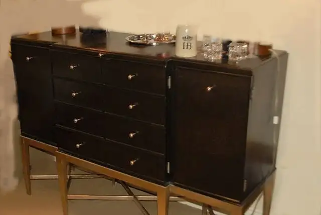 GREAT QUALITY Brand Name Dresser/Sideboard/Bar/China Cabinets in Hutches & Display Cabinets in City of Toronto - Image 9