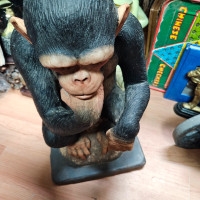 MONKEY "THE THINKER" STATUE