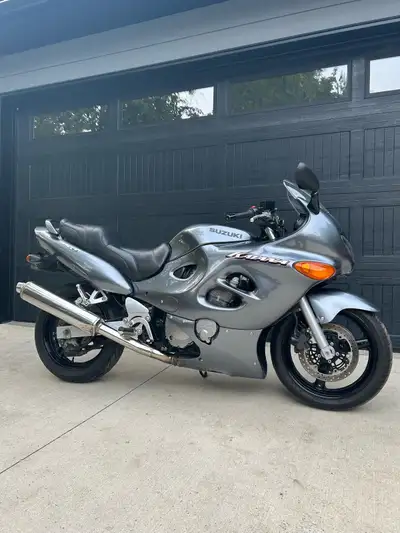 Very good condition 2003 Katana 750, 23 750 km. Comfortable, very reliable and quick. Very well main...