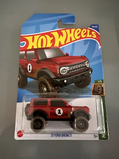 Hot wheels Ford Bronco 2021 Mint card Pick up Yonge and Finch