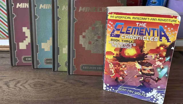 Minecraft Book Set in Children & Young Adult in City of Toronto - Image 2