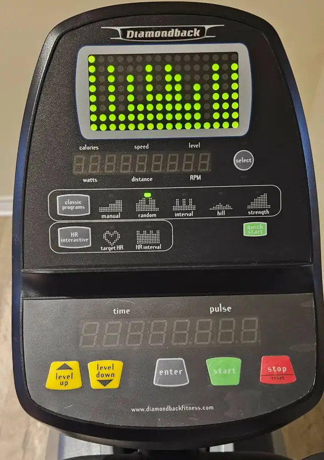 Diamondback 950Ef elliptical trainer in Exercise Equipment in Ottawa - Image 7