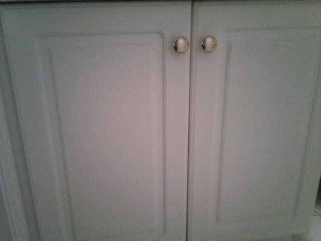 Pair of cabinet doors (bathroom size) + hinges & knobs $30  in Cabinets & Countertops in City of Toronto