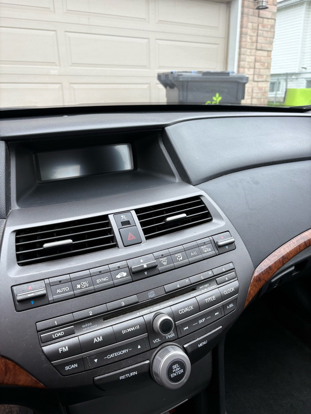 Honda Accord. 2012 in Cars & Trucks in Sault Ste. Marie - Image 2