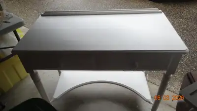 Furniture,white vanity ,3side mirror, vintage, painted, bedroom?, View more